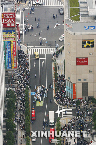 �@��6��8�պ��ĵİ��l(f��)�F(xi��n)�������������˳����Ď�ʽ؛܇(�׼��^��ָ)����(d��ng)�����|�����~ԭ�܇վ�����l(f��)��һ���Ԃ����¼���һ�������{܇ײ��·�˺�����܇�õ�����·�˼��������������3��������14���܂��� ���A��/��ͬ�� 