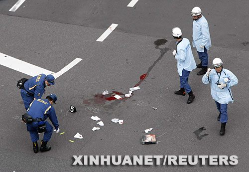 6��8�գ�������t(y��)��(w��)�ˆT���ձ��|�����~ԭ�܇վ�����z������(d��ng)�����@��l(f��)��һ���Ԃ����¼���һ�������{܇ײ��·�˺�����܇�õ�����·�˼��������������3��������14���܂��� ���A��/·͸ 