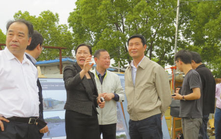 ���y����(ji��n)1000��