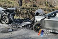 ����˲�g������ɽɽ���σ�܇(ch��)��ײ ܇(ch��)�^�׺�ײ�](m��i)�ˡ���