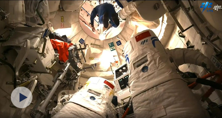 �ڴ�����ʮ�ĳ˽M�״γ�œ�ٷ��A(y��)��