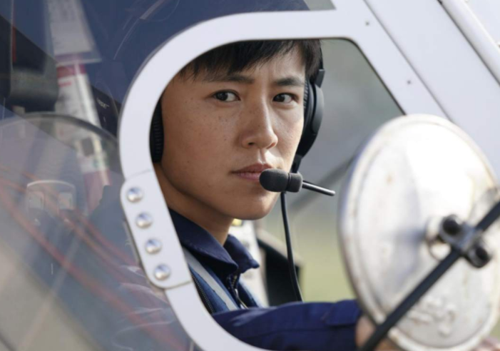 �҇���һ��Ů�ѾșC(j��)�L �ֿ����S