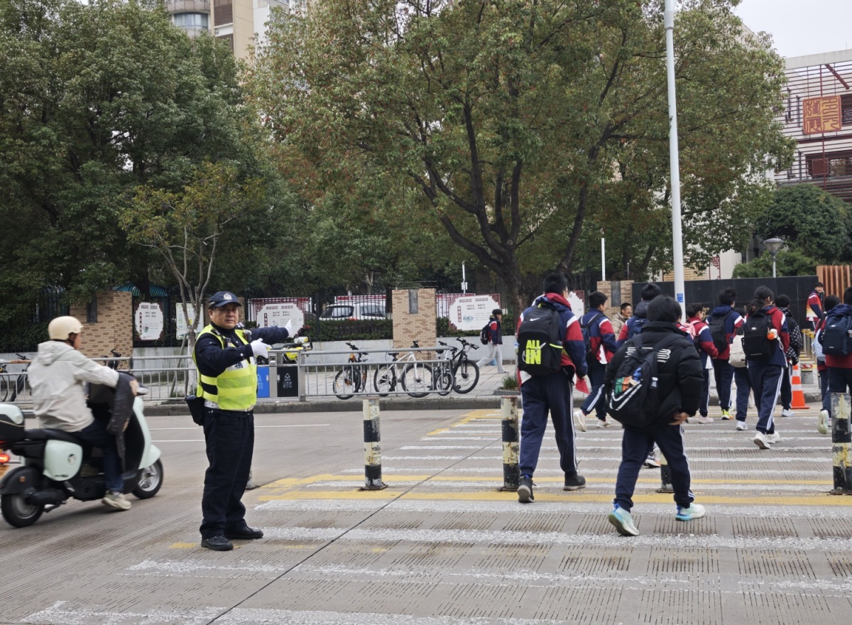 �_�W(xu��)������۴�ݽ����o(h��)�W(xu��)æ�������x �z.jpg